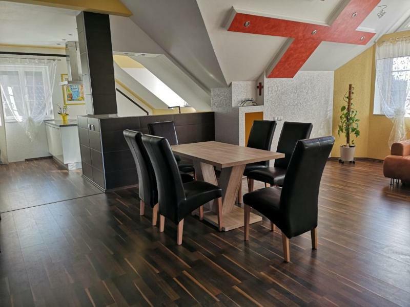 Vronis-Apartment Stephanshart Exteriér fotografie